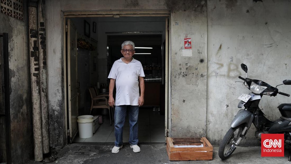 FOTO: Rasa Masa Lalu di dalam Dapur Butter Cookies Tertua pada Jakarta